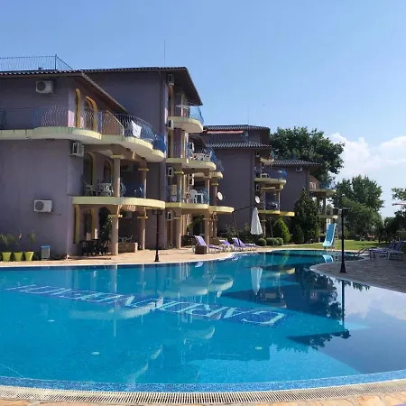 Black Sea Shark Apartamento Chernomorets